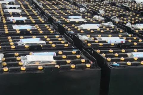 临海河头圣普威新能源电池回收,上门回收旧电池|专业回收铁锂电池